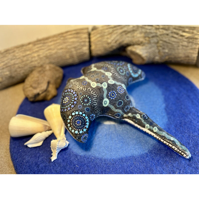 Bamba Stingray by Simone Hills