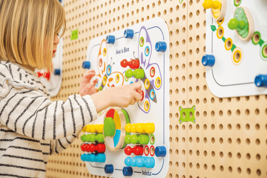 Plug It - Wall System