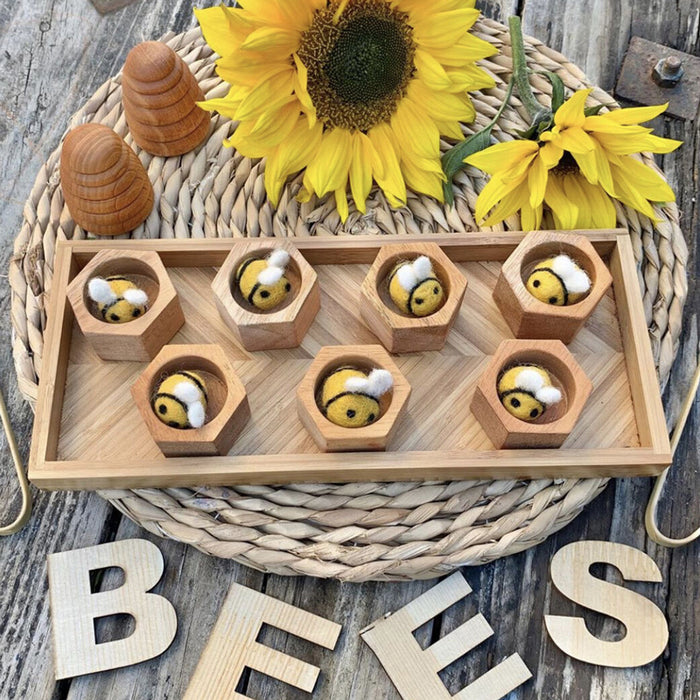 Wooden Honeycomb Bee Hive & Felt Bee Set